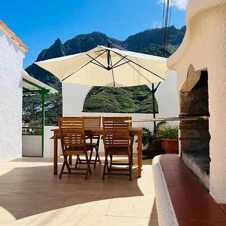 Holiday home Jardin De La Suerte